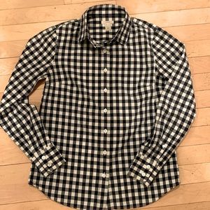 Charming J.Crew Navy Gingham shirt